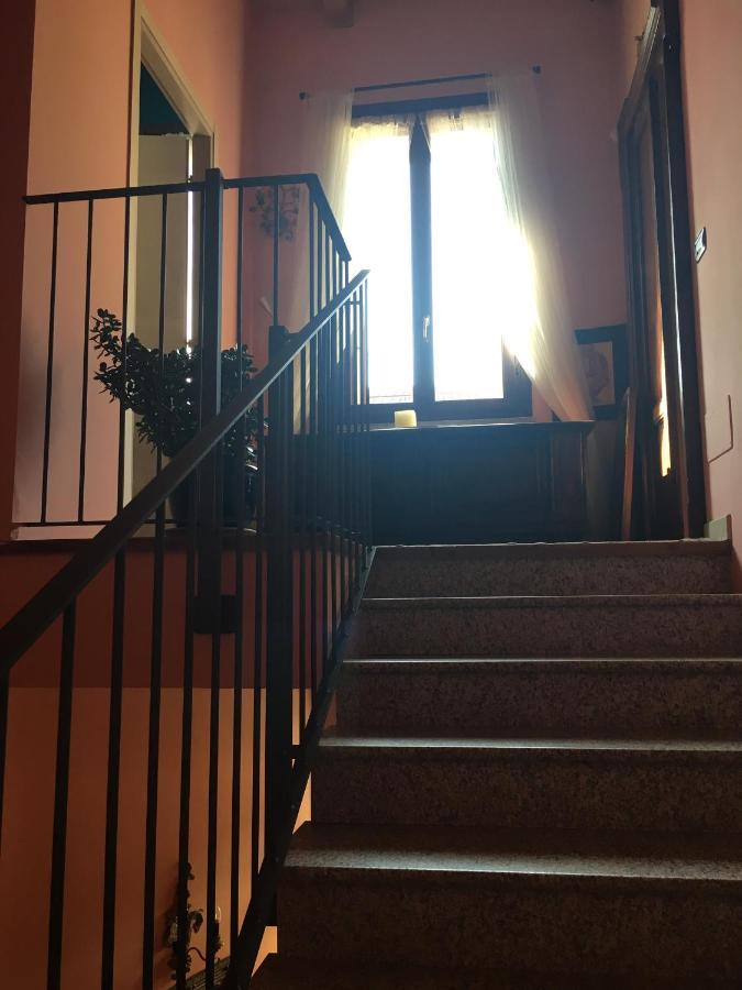 Bed and Breakfast Residenza Carlomaria Сереньо Экстерьер фото